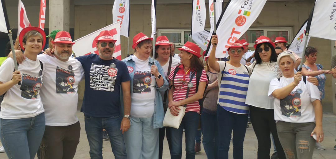 miembros de UGT en la concentración celebrada en septiembre